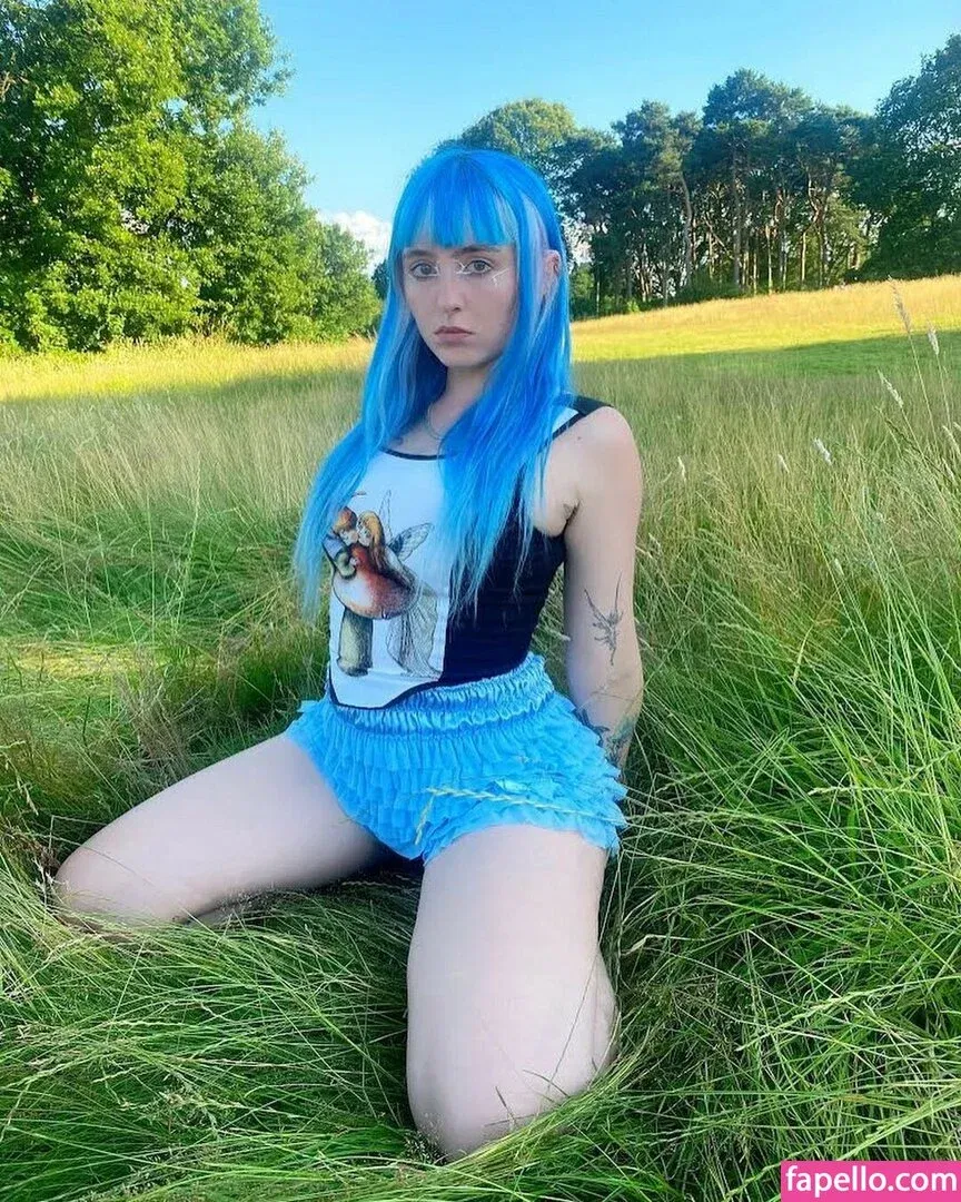 Ashnikko / ashnico / https: Onlyfans Photo Gallery 