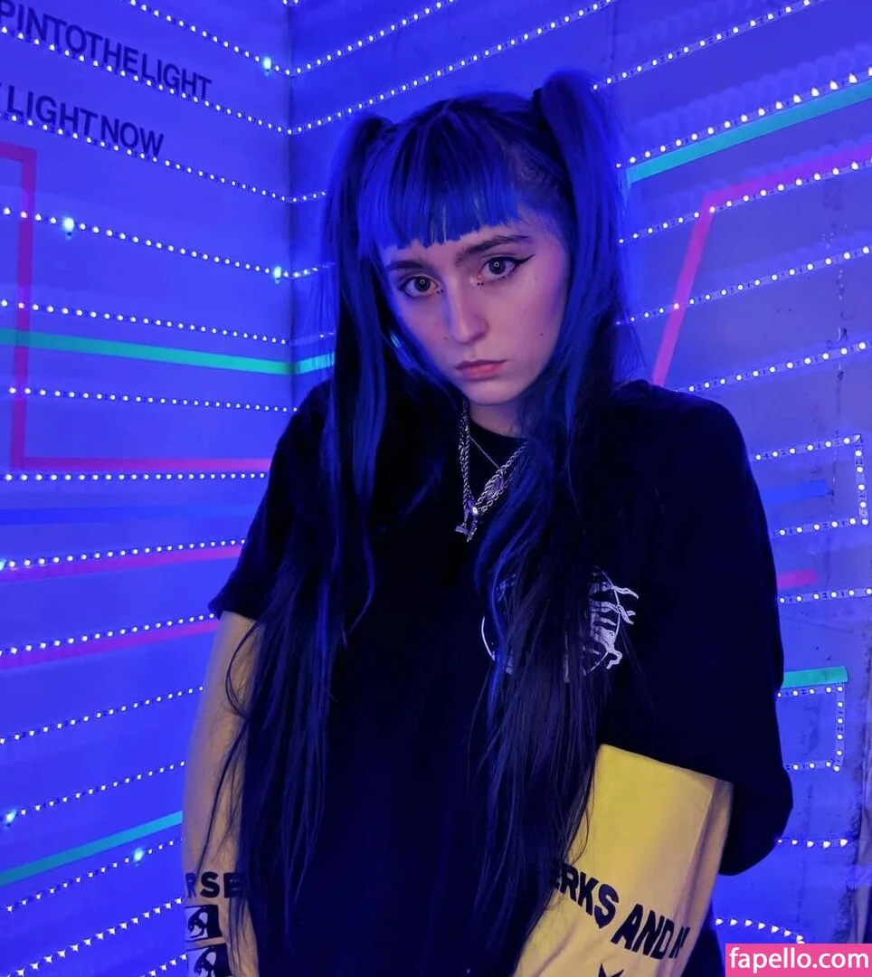 Ashnikko / ashnico / https: Onlyfans Photo Gallery 