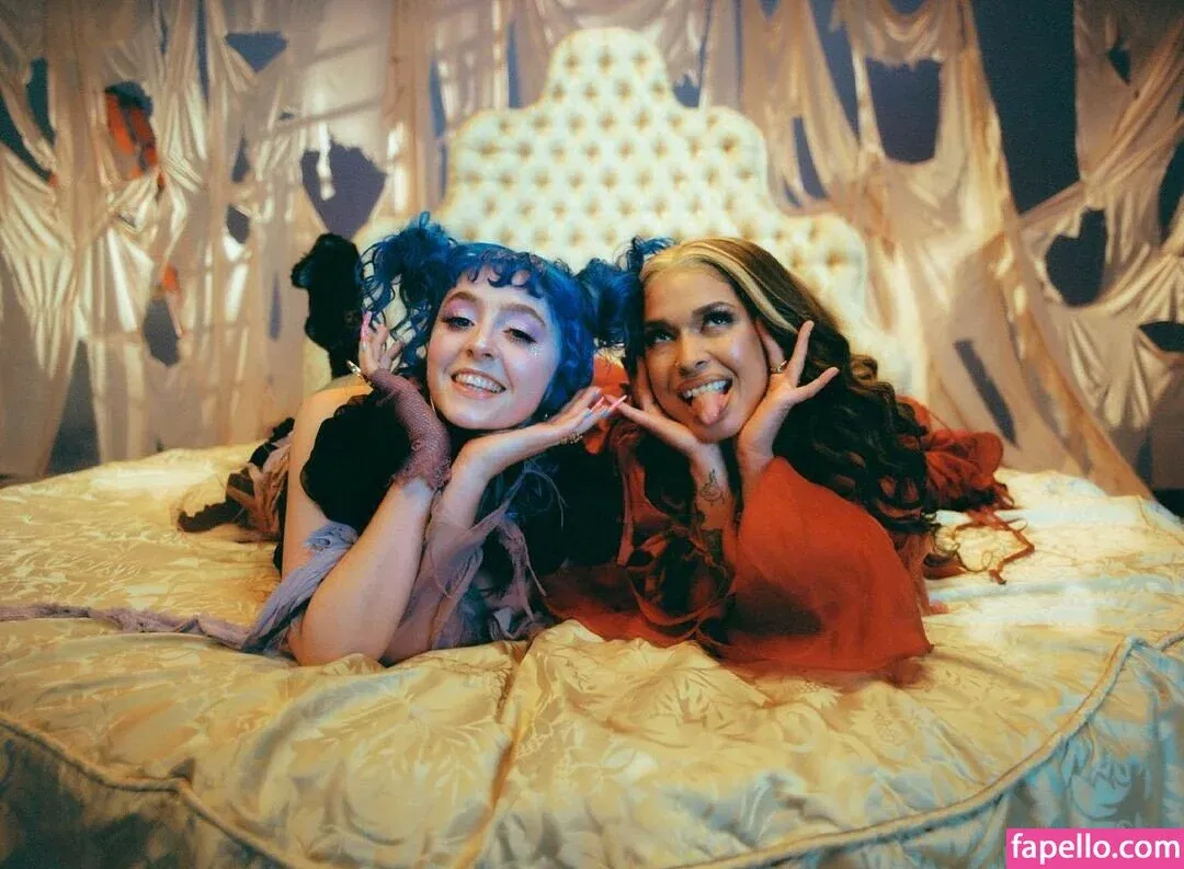 Ashnikko / ashnico / https: Onlyfans Photo Gallery 