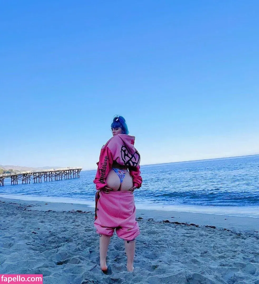 Ashnikko / ashnico / https: Onlyfans Photo Gallery 