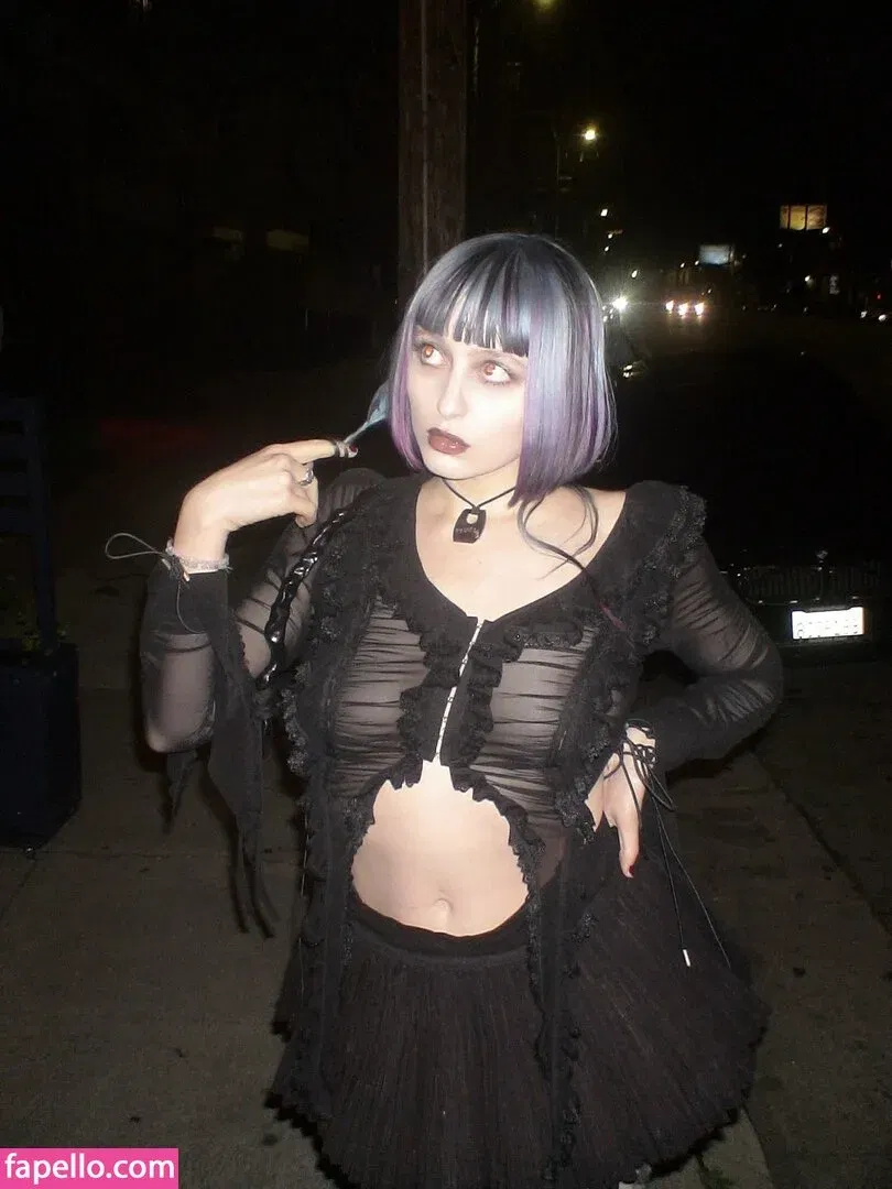 Ashnikko / ashnico / https: Onlyfans Photo Gallery 