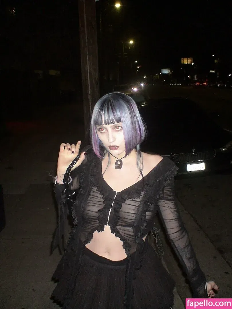 Ashnikko / ashnico / https: Onlyfans Photo Gallery 