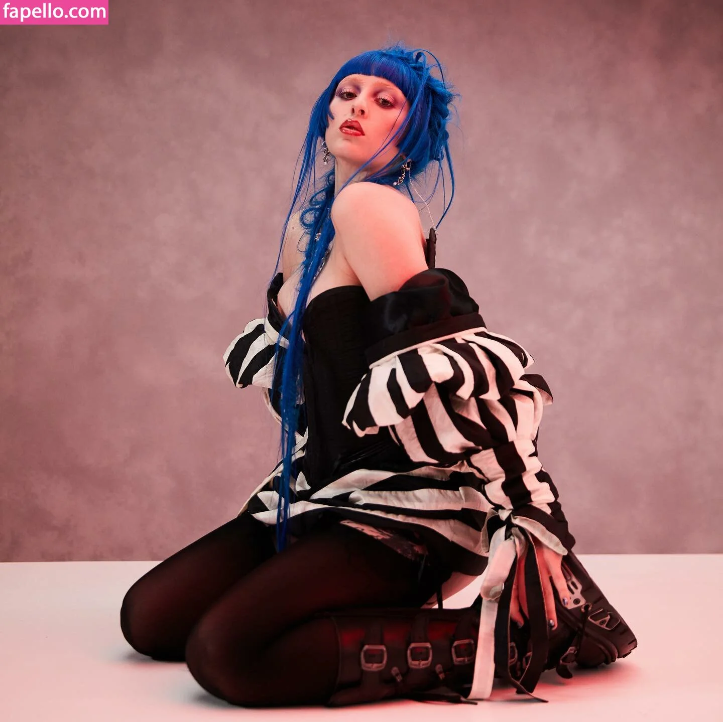 Ashnikko / ashnico / https: Onlyfans Photo Gallery 