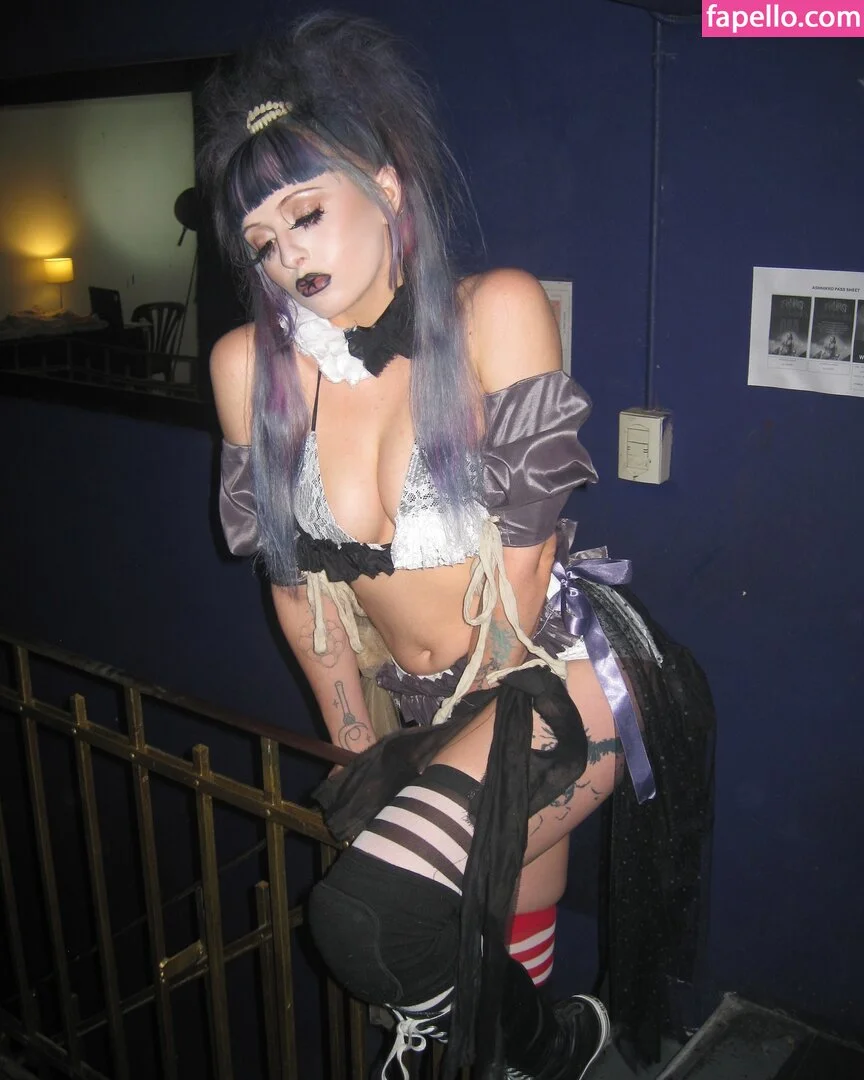 Ashnikko / ashnico / https: Onlyfans Photo Gallery 