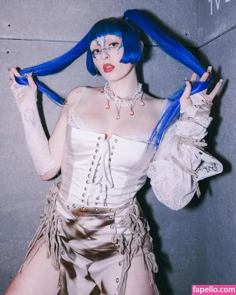 Ashnikko / ashnico / https: Onlyfans Photo Gallery 