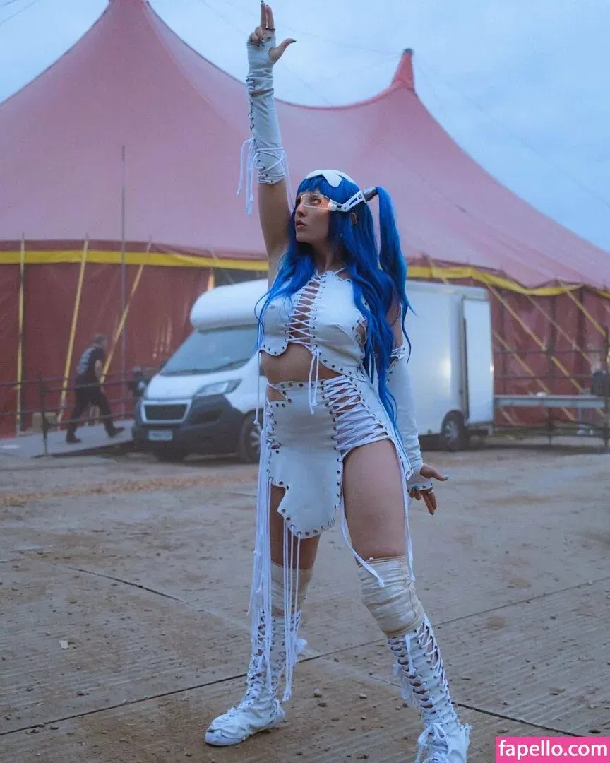 Ashnikko / ashnico / https: Onlyfans Photo Gallery 