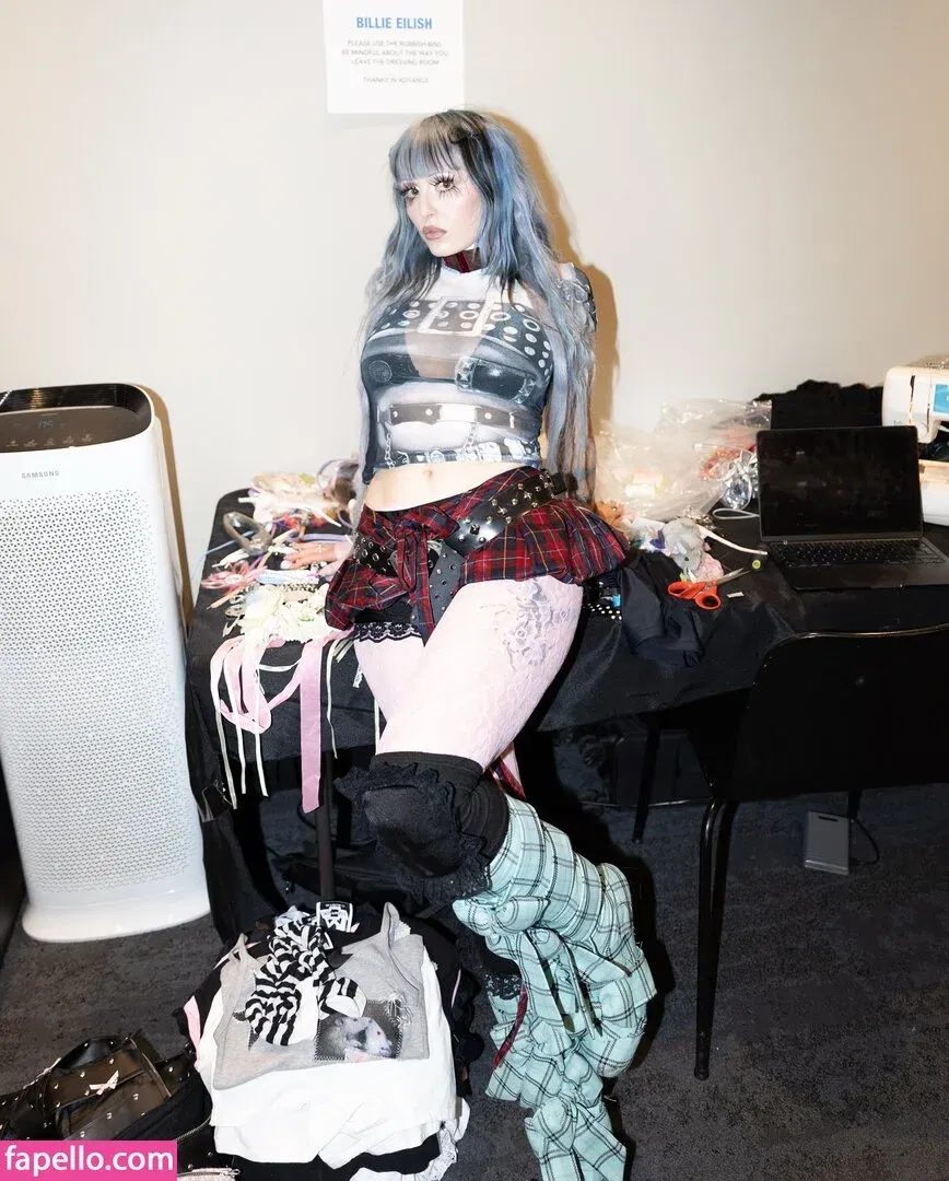 Ashnikko / ashnico / https: Onlyfans Photo Gallery 