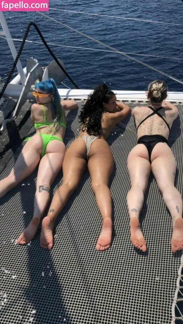 Ashnikko / ashnico / https: Onlyfans Photo Gallery 