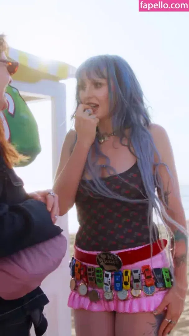 Ashnikko / ashnico / https: Onlyfans Photo Gallery 