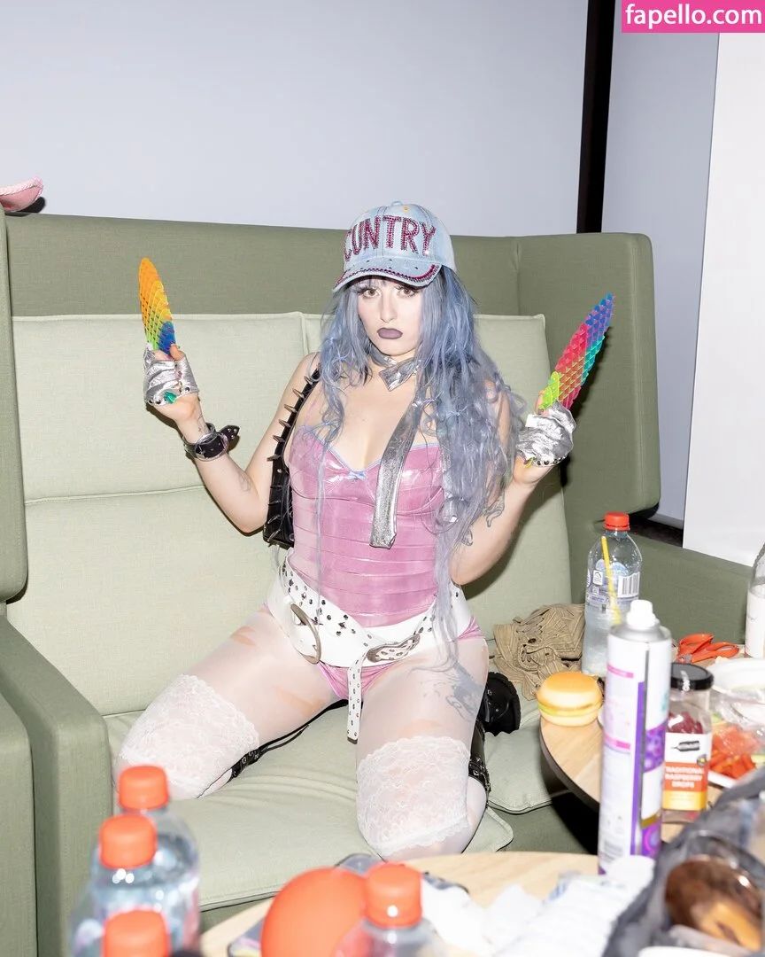 Ashnikko / ashnico / https: Onlyfans Photo Gallery 