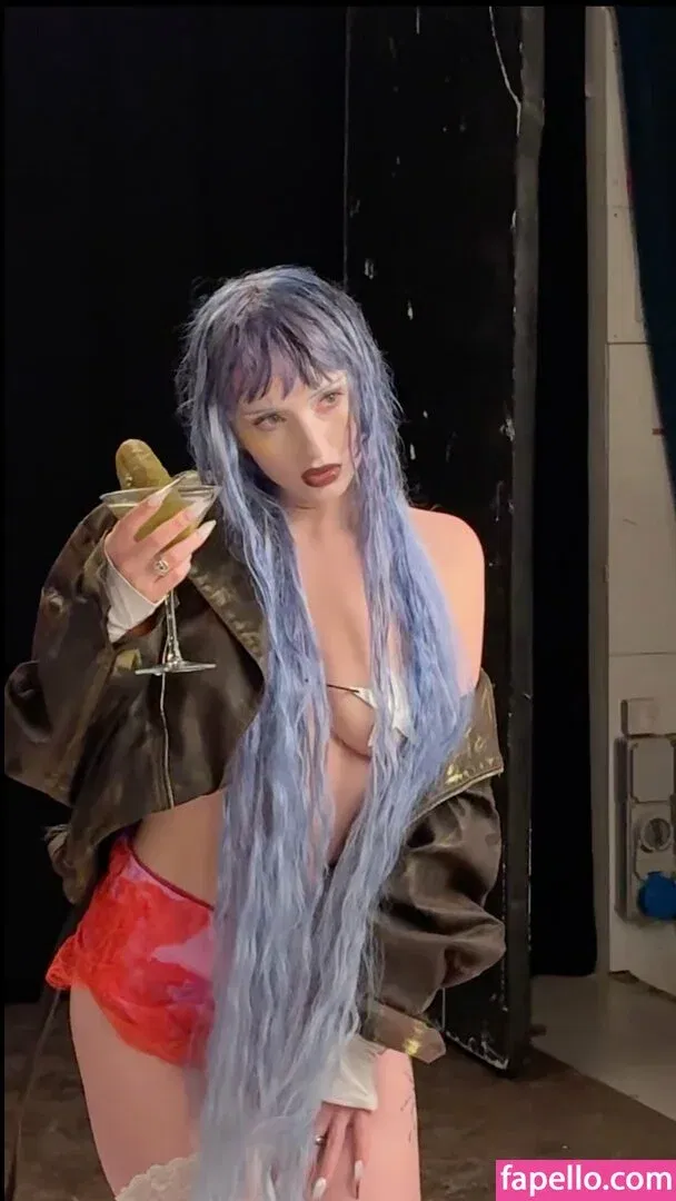 Ashnikko / ashnico / https: Onlyfans Photo Gallery 