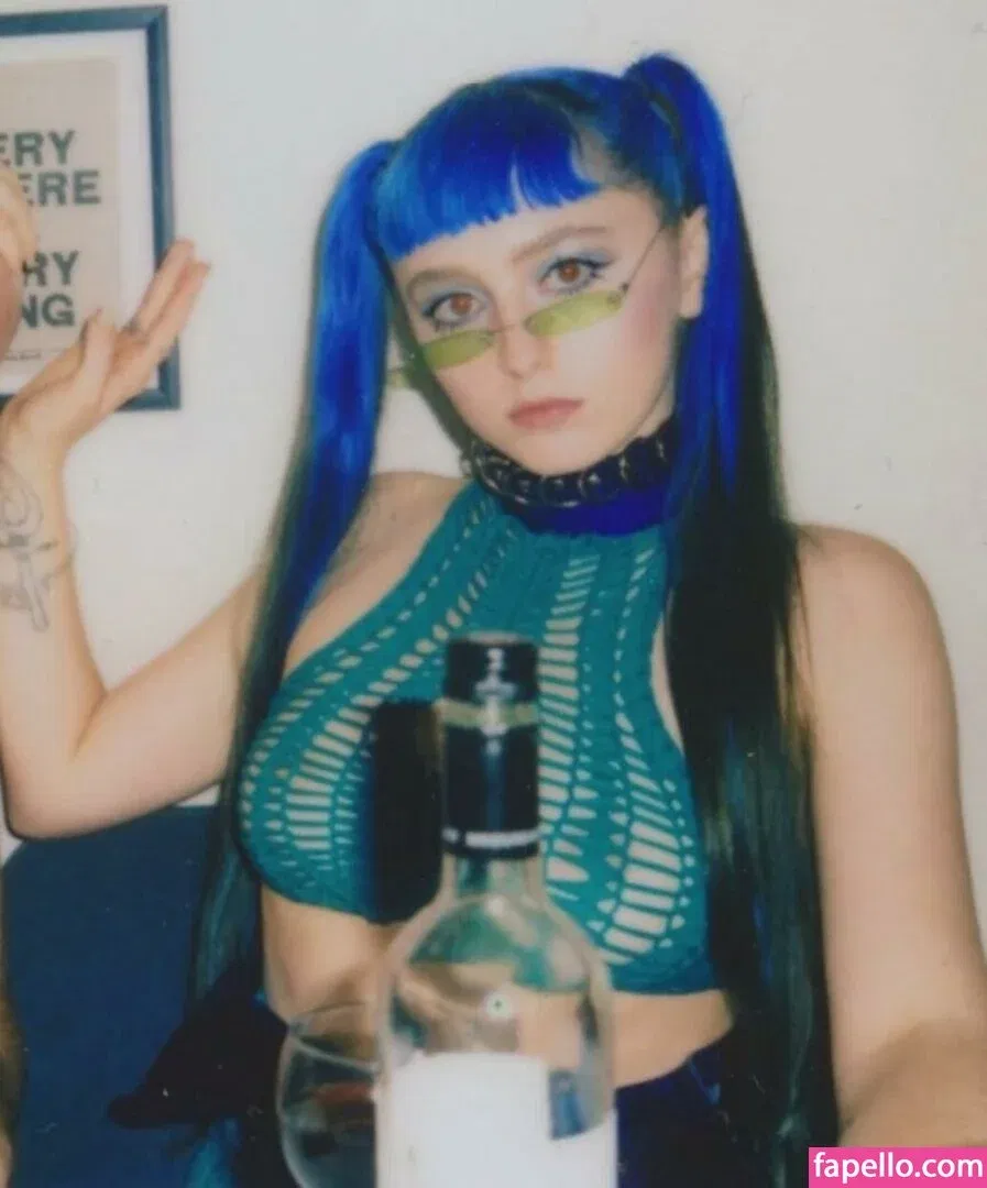 Ashnikko / ashnico / https: Onlyfans Photo Gallery 