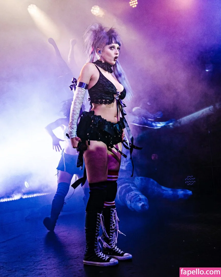 Ashnikko / ashnico / https: Onlyfans Photo Gallery 