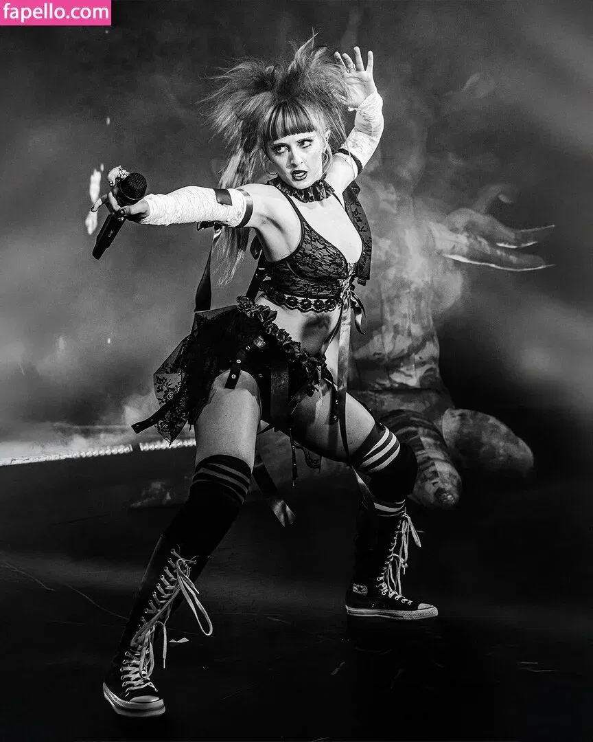 Ashnikko / ashnico / https: Onlyfans Photo Gallery 