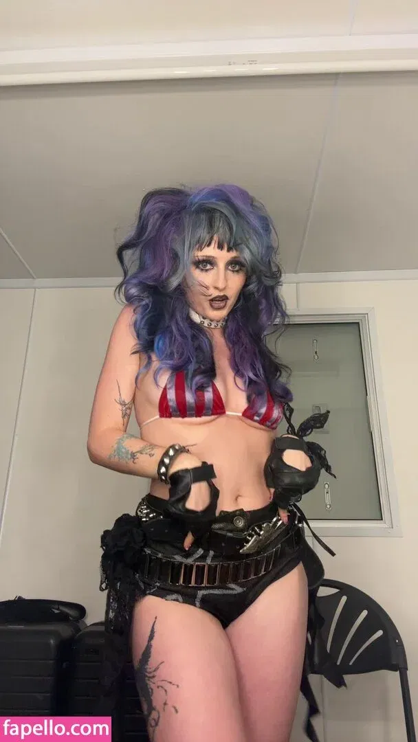 Ashnikko / ashnico / https: Onlyfans Photo Gallery 