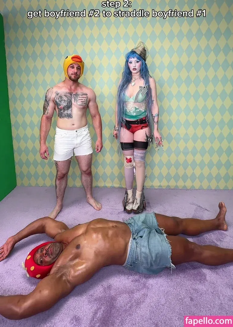 Ashnikko / ashnico / https: Onlyfans Photo Gallery 