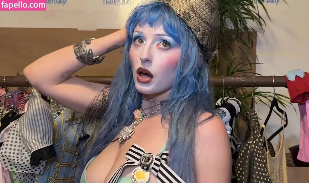 Ashnikko / ashnico / https: Onlyfans Photo Gallery 