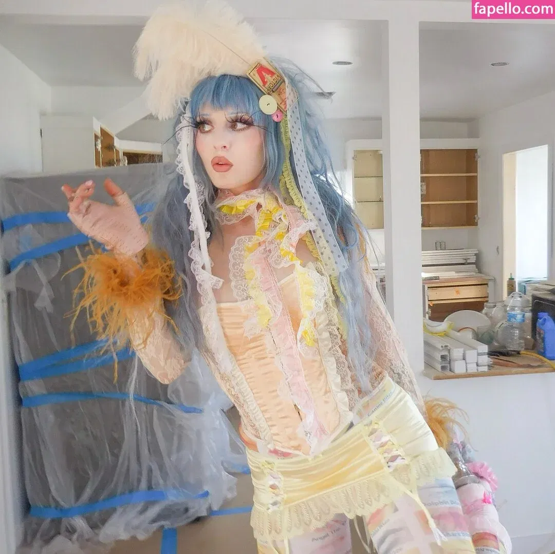 Ashnikko / ashnico / https: Onlyfans Photo Gallery 