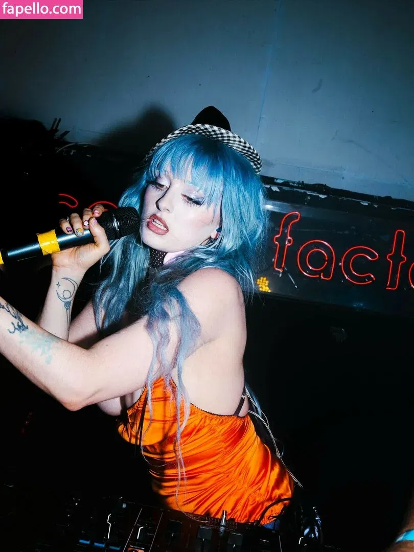 Ashnikko / ashnico / https: Onlyfans Photo Gallery 