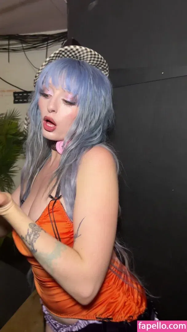 Ashnikko / ashnico / https: Onlyfans Photo Gallery 