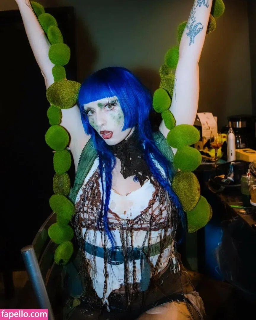 Ashnikko / ashnico / https: Onlyfans Photo Gallery 