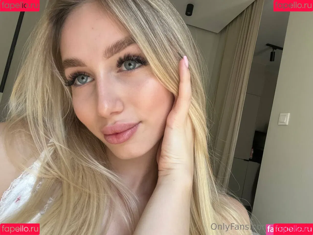 lilli.clark / lilli_clark Onlyfans Photo Gallery 