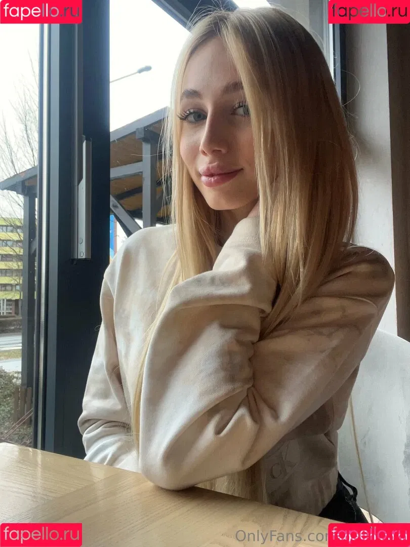 lilli.clark / lilli_clark Onlyfans Photo Gallery 