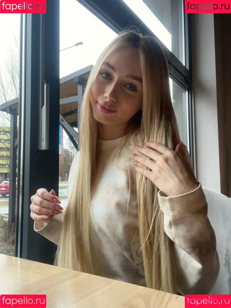 lilli.clark / lilli_clark Onlyfans Photo Gallery 