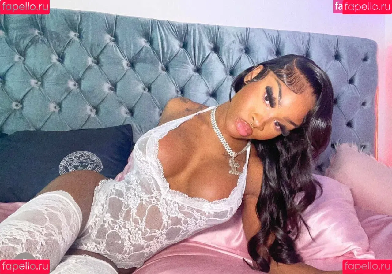 lilli.clark / lilli_clark Onlyfans Photo Gallery 