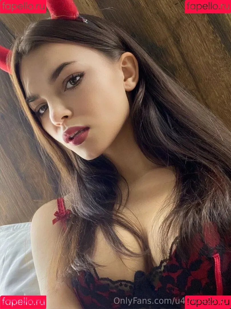 lilli.clark / lilli_clark Onlyfans Photo Gallery 