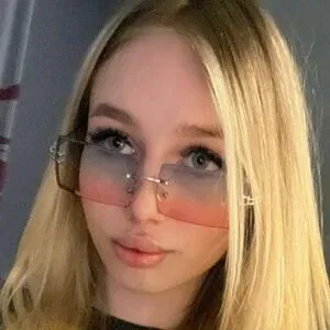 lilli.clark / lilli_clark Onlyfans Photo Gallery 