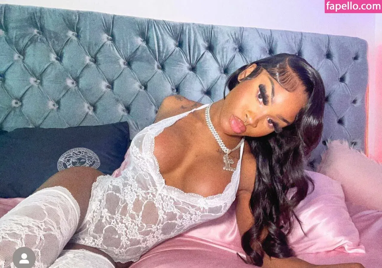 lilli.clark / lilli_clark Onlyfans Photo Gallery 