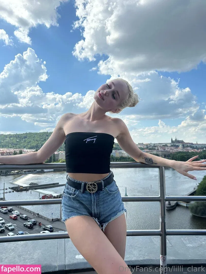 lilli.clark / lilli_clark Onlyfans Photo Gallery 