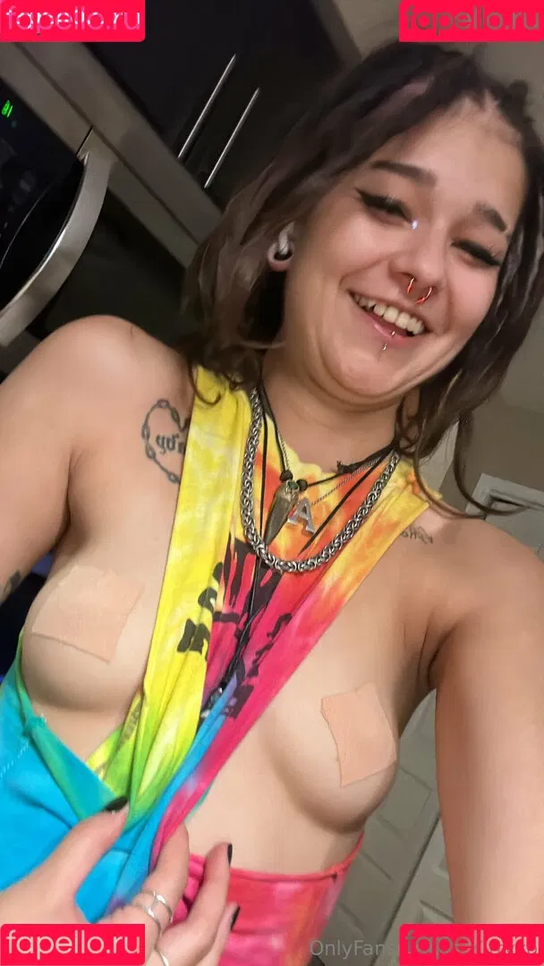 venus_kittyxo / venuskittyxo2.0 Onlyfans Photo Gallery 