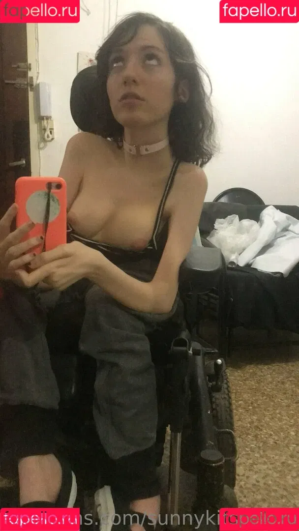 Sunnykitsunexo / ssunnypk Onlyfans Photo Gallery 