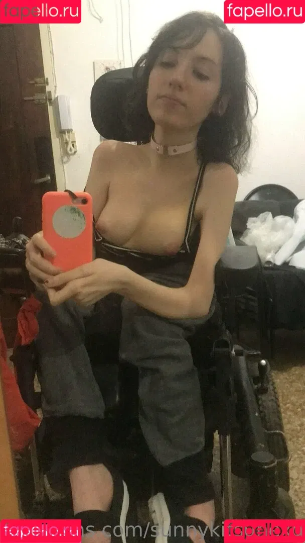 Sunnykitsunexo / ssunnypk Onlyfans Photo Gallery 