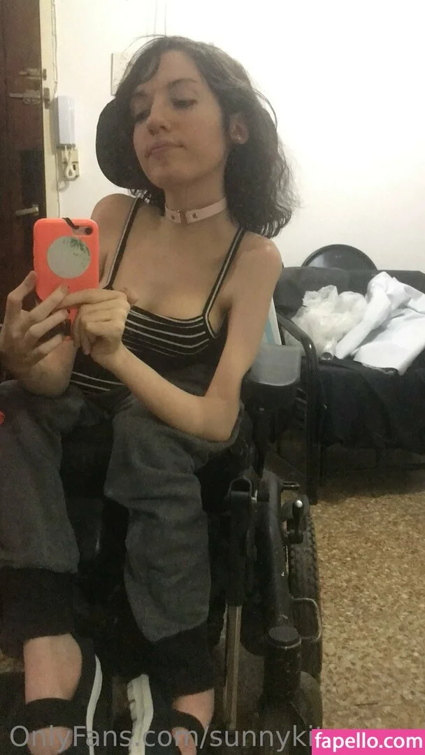 Sunnykitsunexo / ssunnypk Onlyfans Photo Gallery 