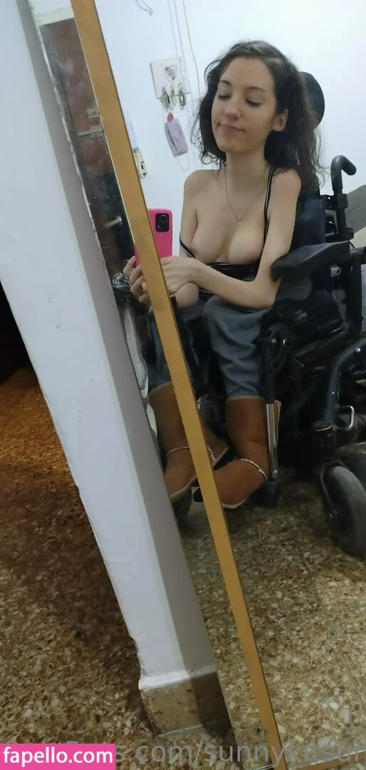 Sunnykitsunexo / ssunnypk Onlyfans Photo Gallery 