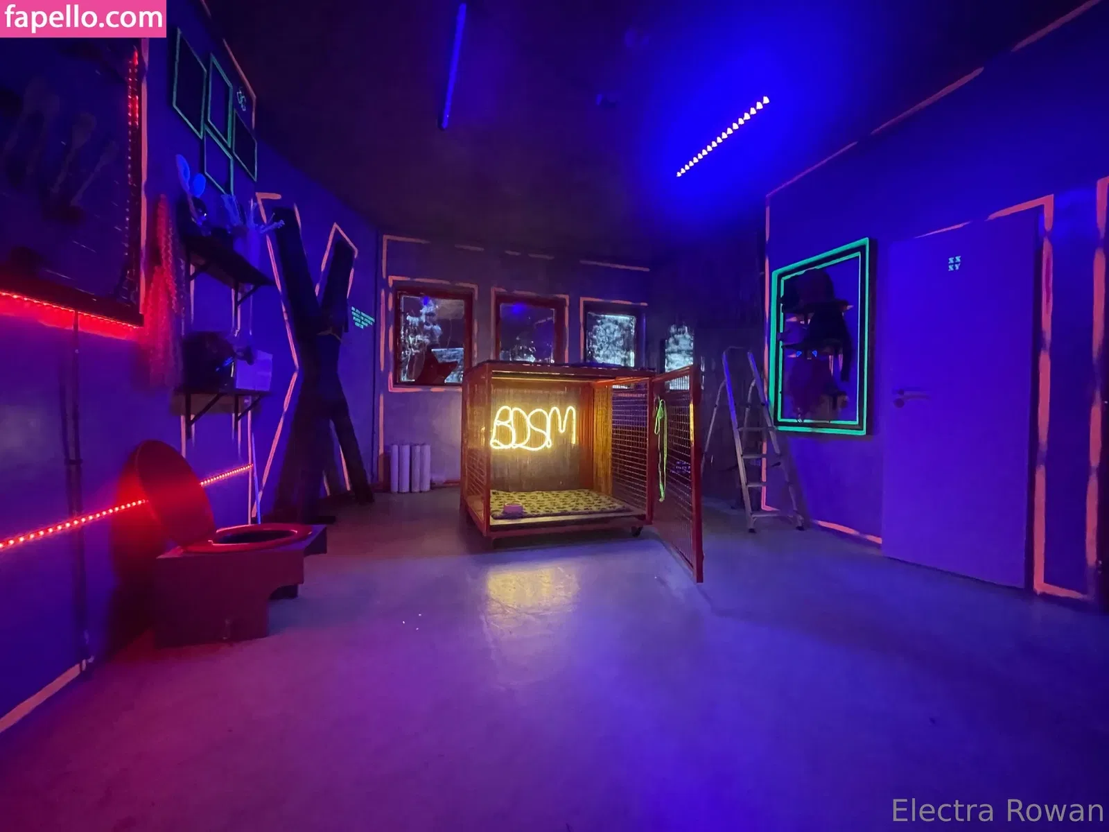 electrarowan / electrarowan_official Onlyfans Photo Gallery 