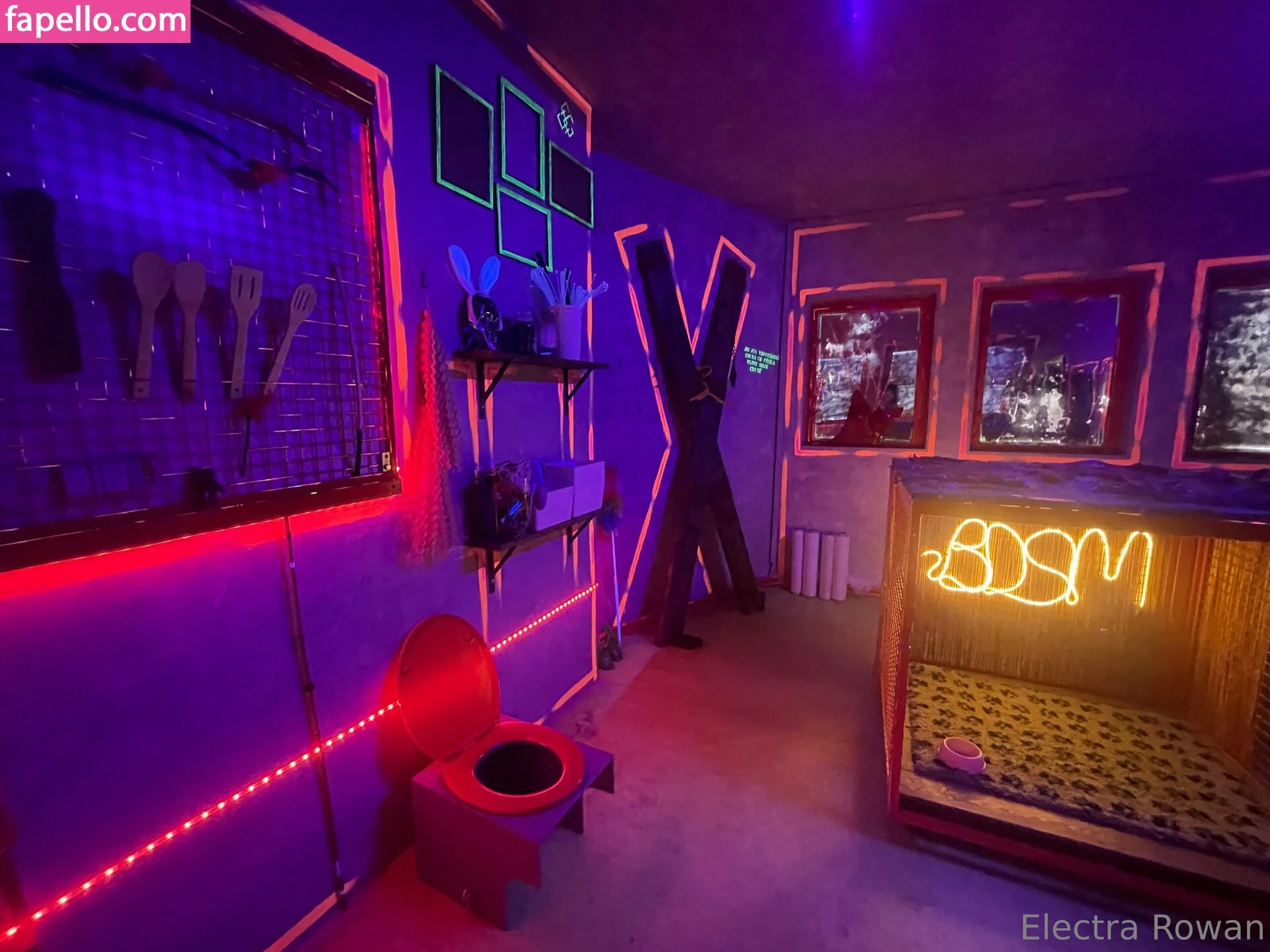 electrarowan / electrarowan_official Onlyfans Photo Gallery 