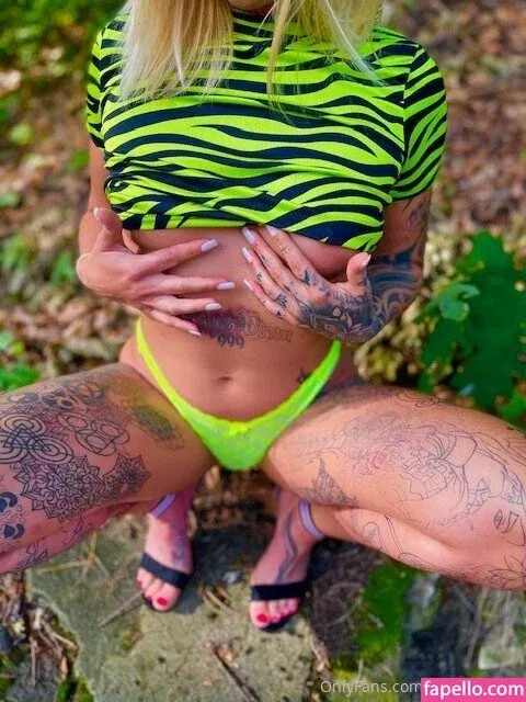 electrarowan / electrarowan_official Onlyfans Photo Gallery 