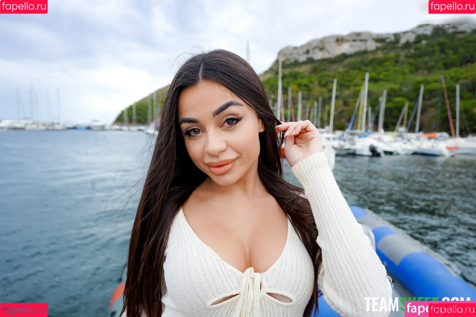 Martina Smeraldi / https: / martinasmeraldiofficial Onlyfans Photo Gallery 