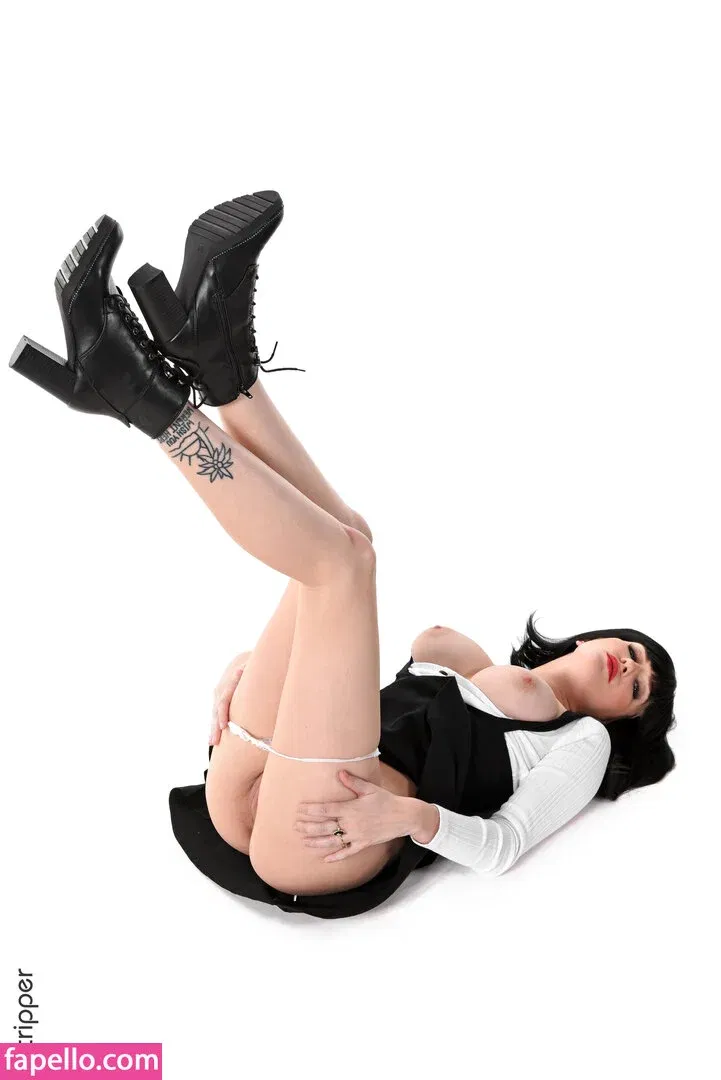 iStripper / istripper_official Onlyfans Photo Gallery 