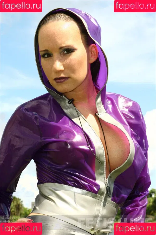 Vanessa Pur / join / vanessa.pur Onlyfans Photo Gallery 