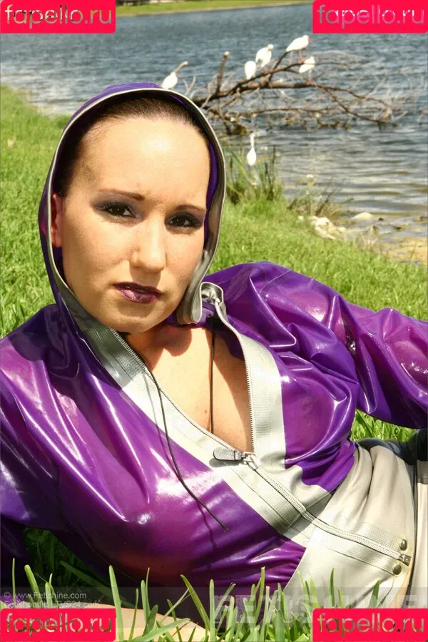 Vanessa Pur / join / vanessa.pur Onlyfans Photo Gallery 