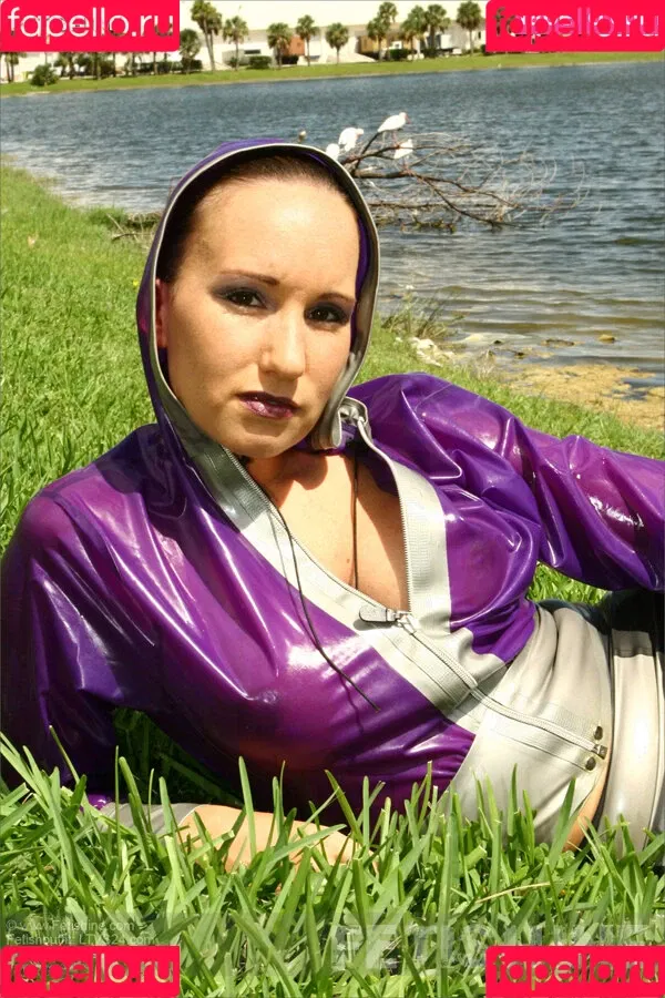 Vanessa Pur / join / vanessa.pur Onlyfans Photo Gallery 