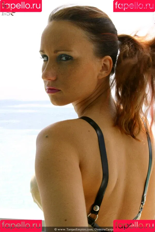 Vanessa Pur / join / vanessa.pur Onlyfans Photo Gallery 