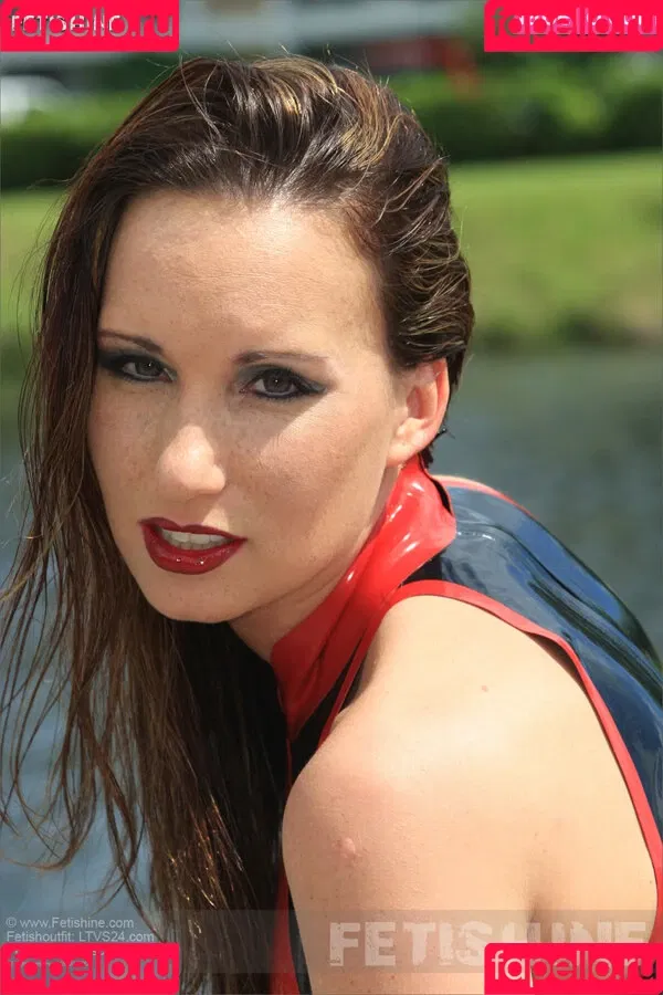 Vanessa Pur / join / vanessa.pur Onlyfans Photo Gallery 