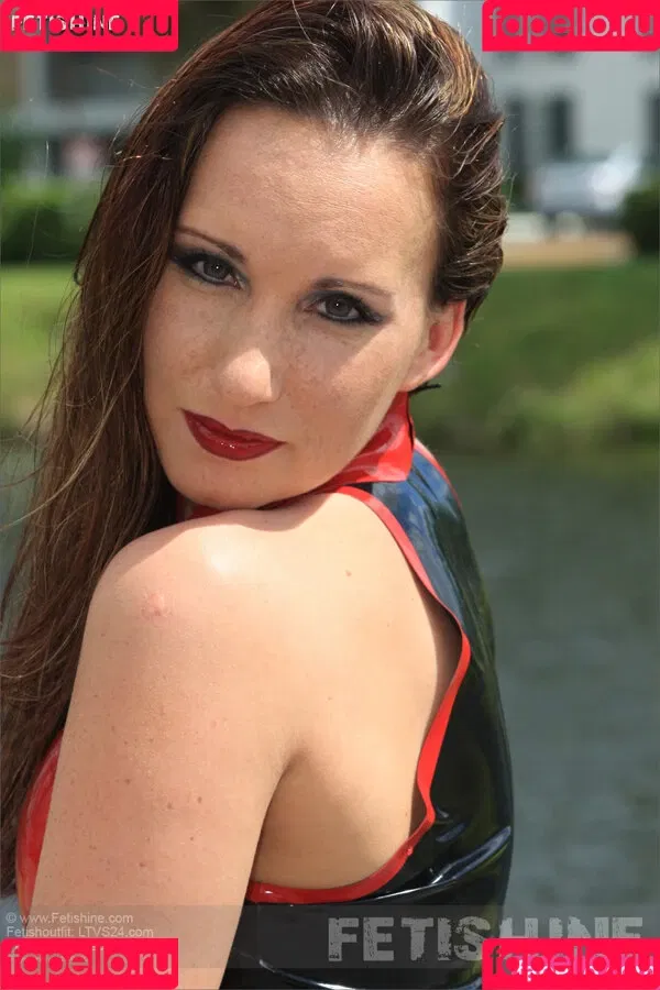 Vanessa Pur / join / vanessa.pur Onlyfans Photo Gallery 