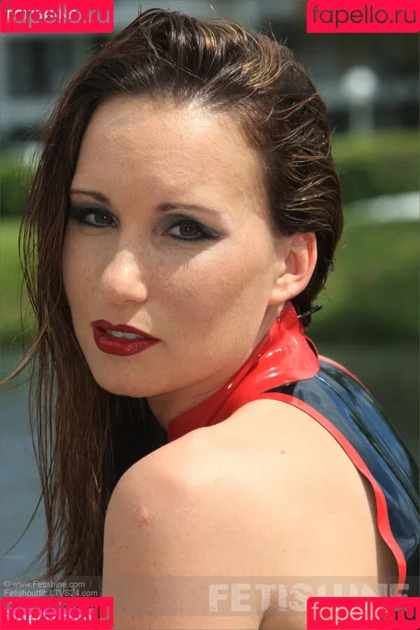 Vanessa Pur / join / vanessa.pur Onlyfans Photo Gallery 
